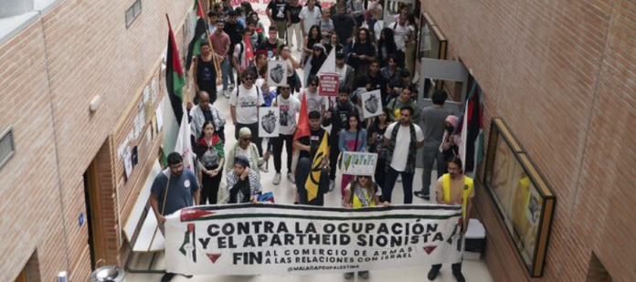 Estudiantes protestan en Universidad de Malaga a favor de Palestina