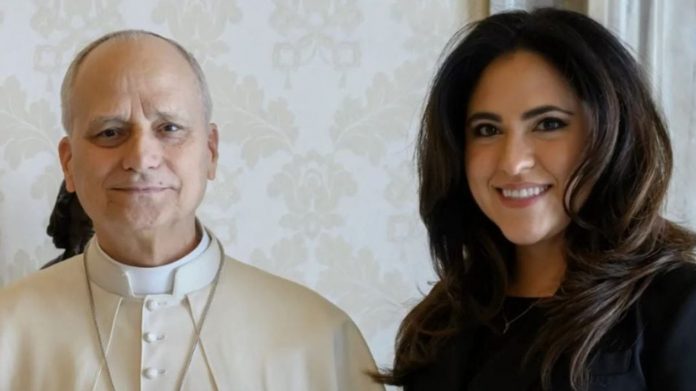 El Papa nombra a una mexicana al frente de Comunicación