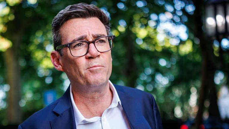 Burnham a un paso de ser primer ministro de Reino Unido